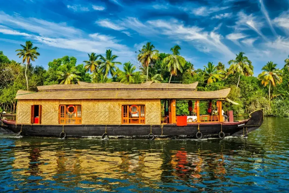 Affordable Kerala Tour Packages Under 10000